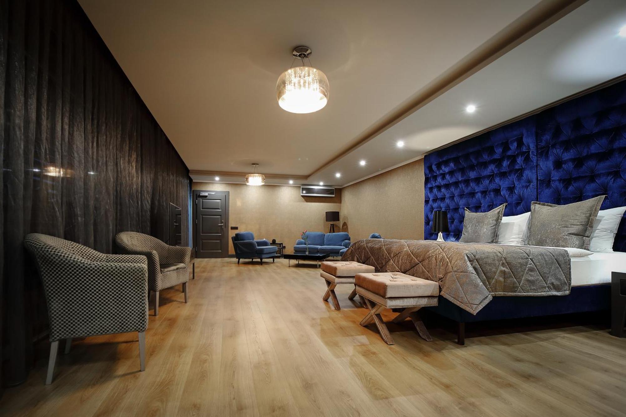 Hotel Zlaty Klucik - Golden Key With Luxury Spa Nitra Ngoại thất bức ảnh