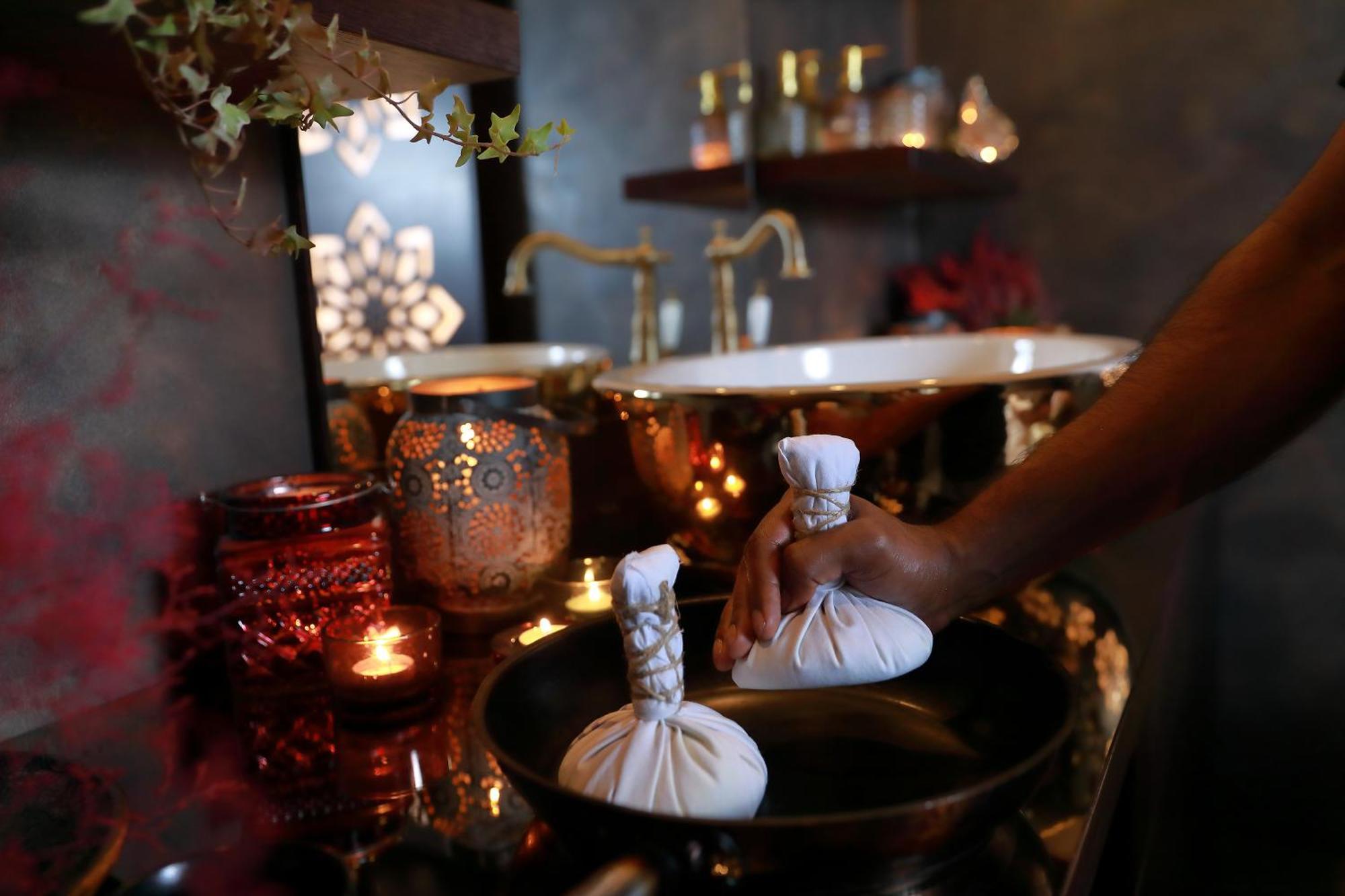 Hotel Zlaty Klucik - Golden Key With Luxury Spa Nitra Ngoại thất bức ảnh
